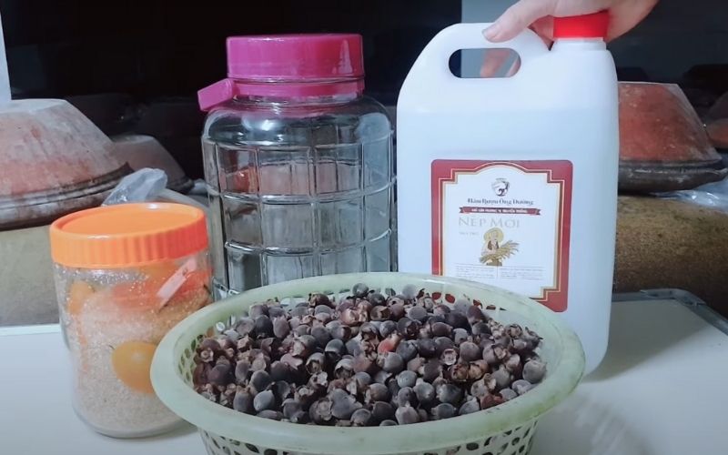 Cách ngâm rượu sim tươi