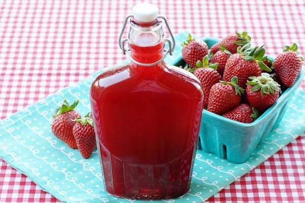 Rượu dâu tây mang tới nhiều tác dụng tuyệt vời