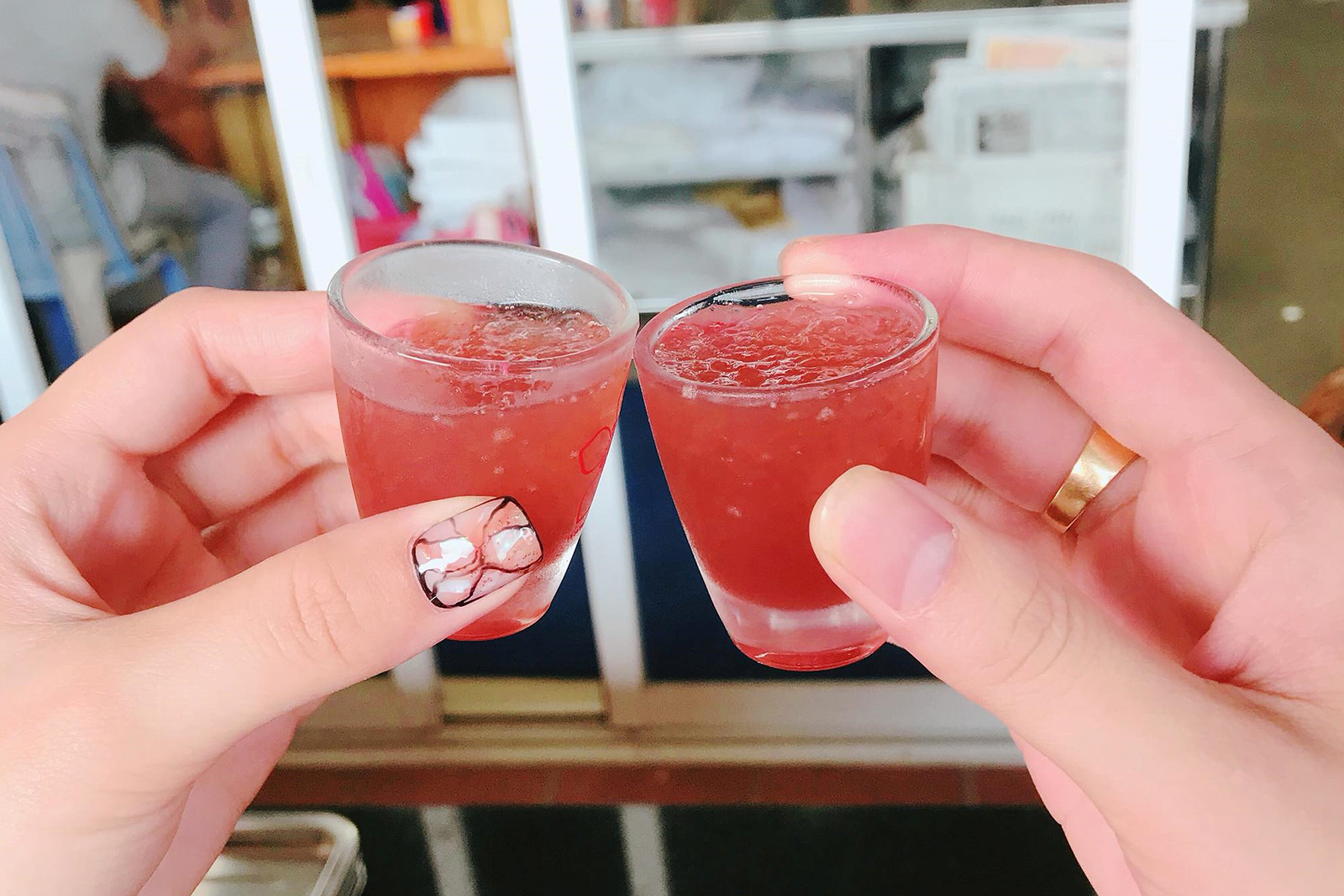 Uống rượu sim giúp chống lão hóa