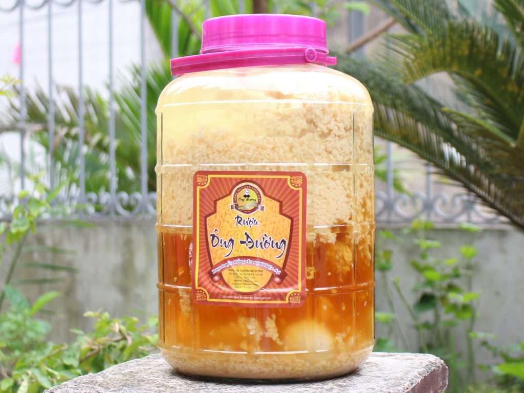 Rượu nếp cái hoa vàng ngâm trứng gà mang đến nhiều lợi ích cho sức khỏe